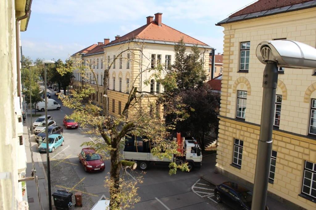 Metelkova Apartman *